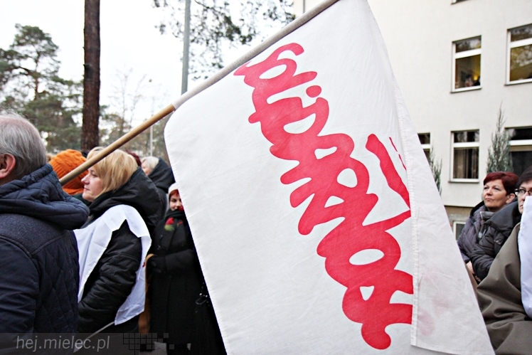 Strajk ostrzegawczy nielekarskich grup zawodowych w Szpitalu Powiatowym w Mielcu