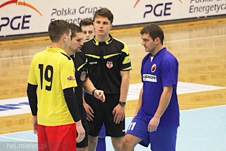 DERBY MIELCA 2015 - 4. Halowy Turniej Piłkarski - cz. II