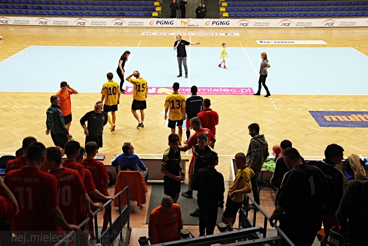 DERBY MIELCA 2015 - 4. Halowy Turniej Piłkarski - cz. II