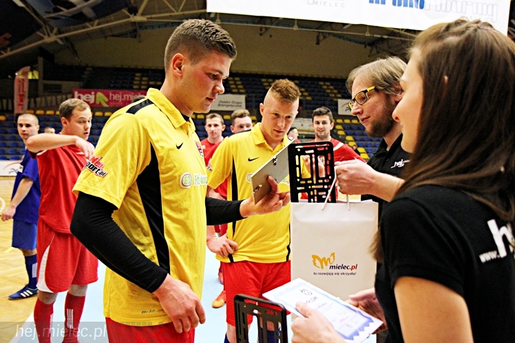 DERBY MIELCA 2015 - 4. Halowy Turniej Piłkarski - cz. II