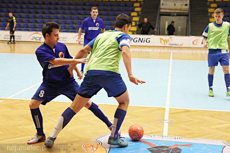 DERBY MIELCA 2015 - 4. Halowy Turniej Piłkarski - cz. II