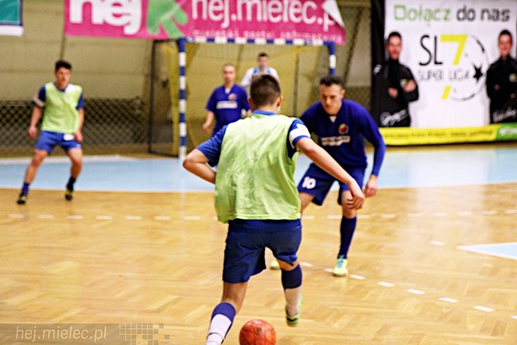 DERBY MIELCA 2015 - 4. Halowy Turniej Piłkarski - cz. II