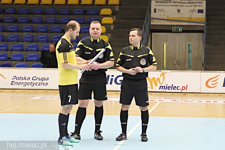 DERBY MIELCA 2015 - 4. Halowy Turniej Piłkarski - cz. II