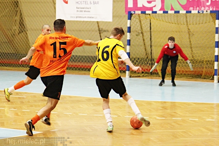 DERBY MIELCA 2015 - 4. Halowy Turniej Piłkarski - cz. II