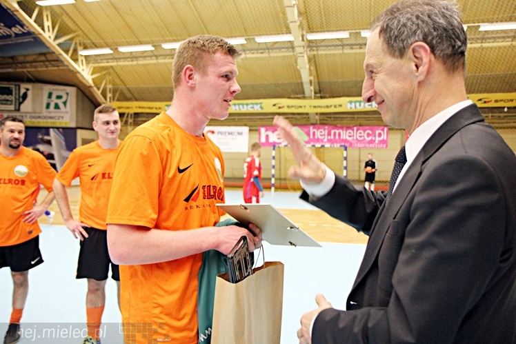 DERBY MIELCA 2015 - 4. Halowy Turniej Piłkarski - cz. II