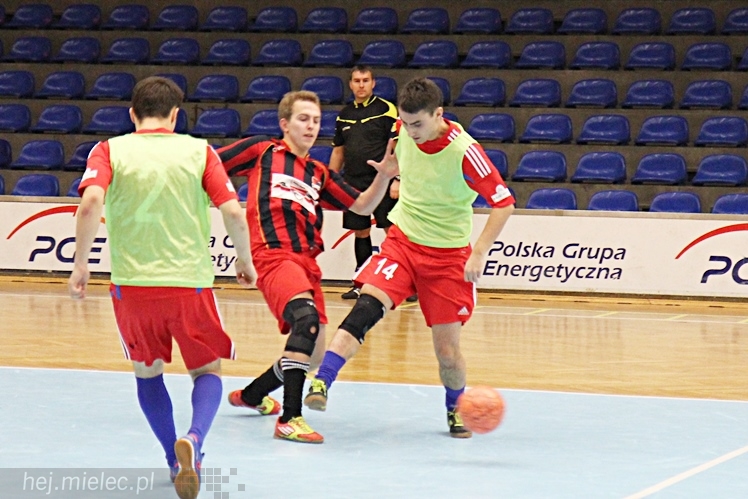 DERBY MIELCA 2015 - 4. Halowy Turniej Piłkarski - cz. II
