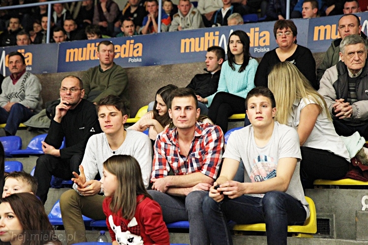 DERBY MIELCA 2015 - 4. Halowy Turniej Piłkarski - cz. II