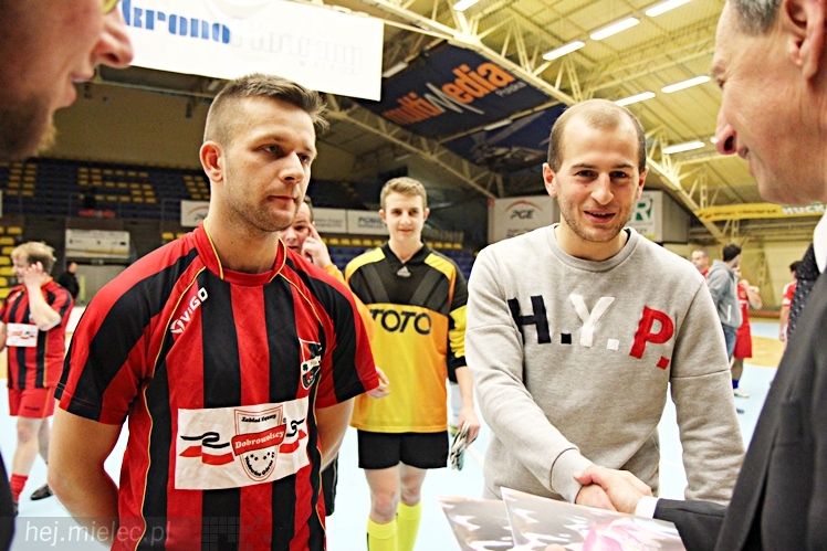 DERBY MIELCA 2015 - 4. Halowy Turniej Piłkarski - cz. II