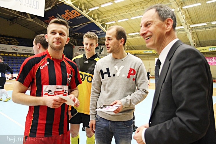 DERBY MIELCA 2015 - 4. Halowy Turniej Piłkarski - cz. II