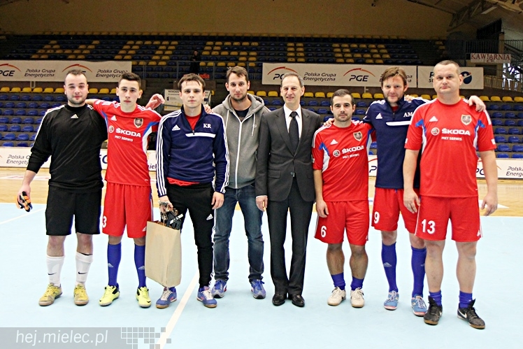 DERBY MIELCA 2015 - 4. Halowy Turniej Piłkarski - cz. II