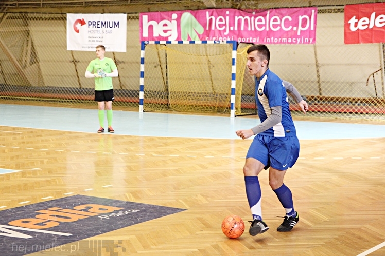 DERBY MIELCA 2015 - 4. Halowy Turniej Piłkarski - cz. I