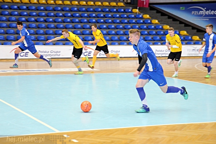 DERBY MIELCA 2015 - 4. Halowy Turniej Piłkarski - cz. I