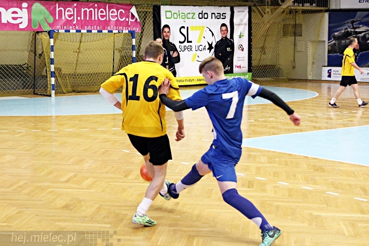 DERBY MIELCA 2015 - 4. Halowy Turniej Piłkarski - cz. I