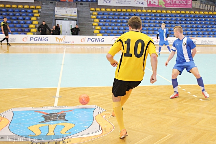 DERBY MIELCA 2015 - 4. Halowy Turniej Piłkarski - cz. I