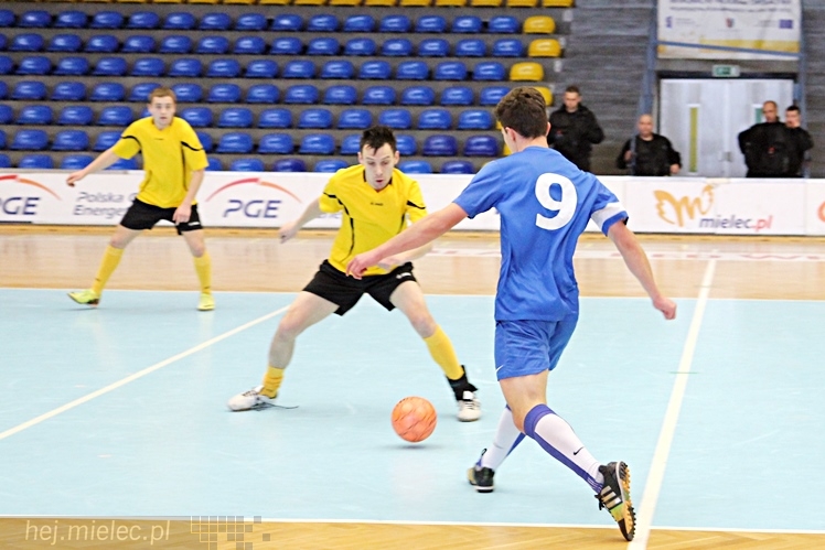 DERBY MIELCA 2015 - 4. Halowy Turniej Piłkarski - cz. I