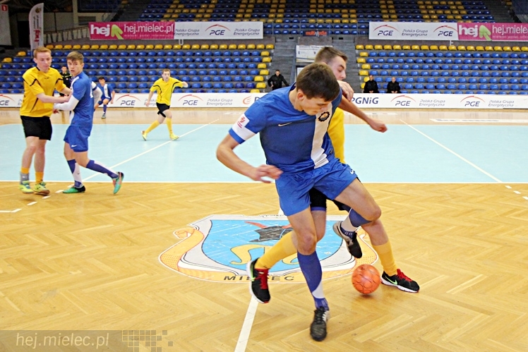 DERBY MIELCA 2015 - 4. Halowy Turniej Piłkarski - cz. I