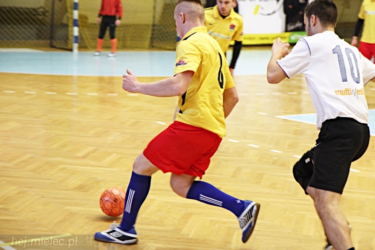 DERBY MIELCA 2015 - 4. Halowy Turniej Piłkarski - cz. I
