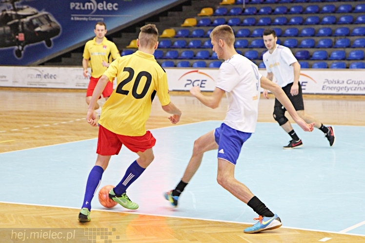 DERBY MIELCA 2015 - 4. Halowy Turniej Piłkarski - cz. I