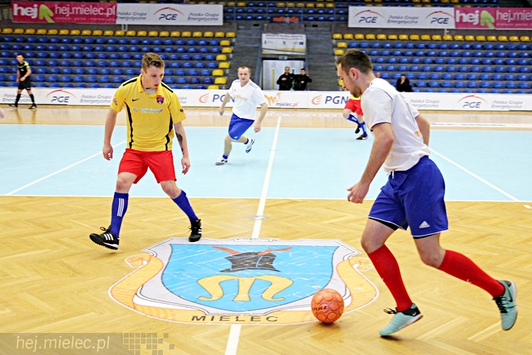 DERBY MIELCA 2015 - 4. Halowy Turniej Piłkarski - cz. I