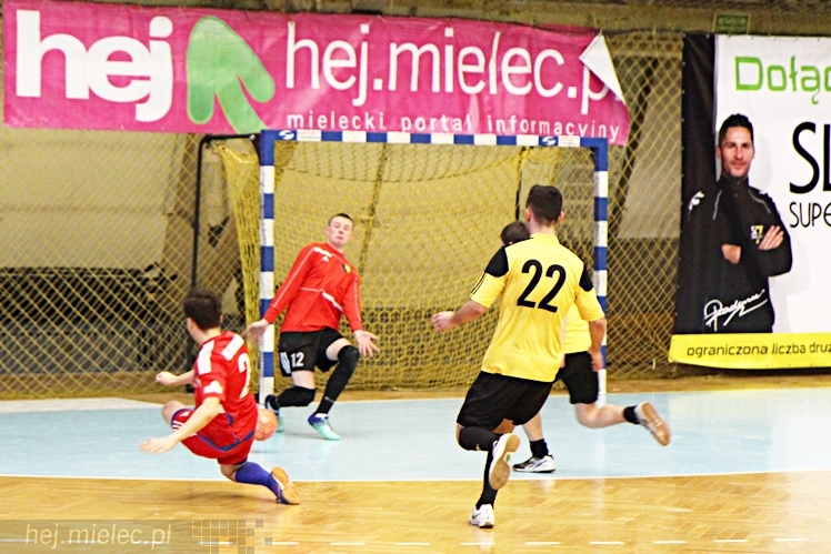 DERBY MIELCA 2015 - 4. Halowy Turniej Piłkarski - cz. I