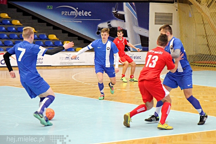 DERBY MIELCA 2015 - 4. Halowy Turniej Piłkarski - cz. I