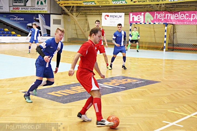 DERBY MIELCA 2015 - 4. Halowy Turniej Piłkarski - cz. I
