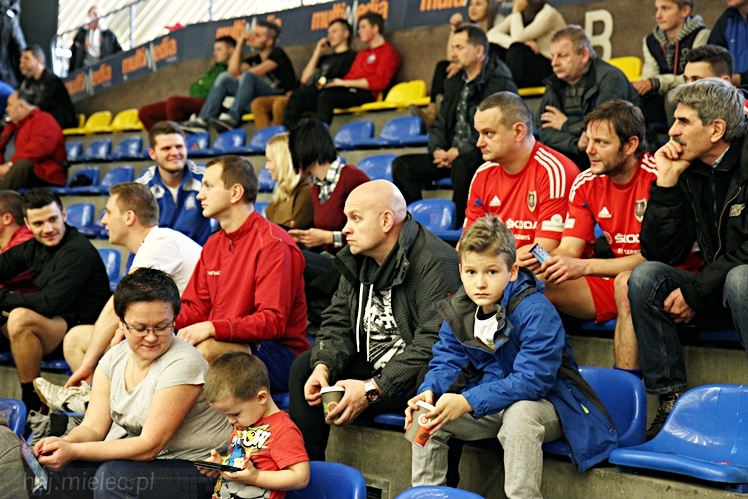 DERBY MIELCA 2015 - 4. Halowy Turniej Piłkarski - cz. I