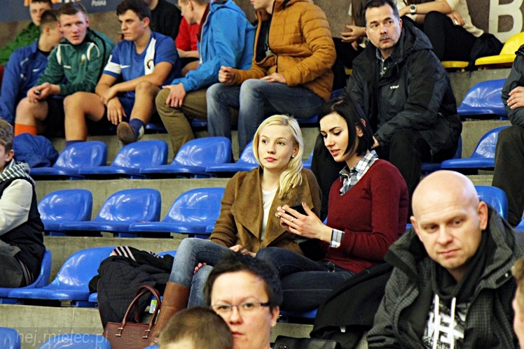 DERBY MIELCA 2015 - 4. Halowy Turniej Piłkarski - cz. I