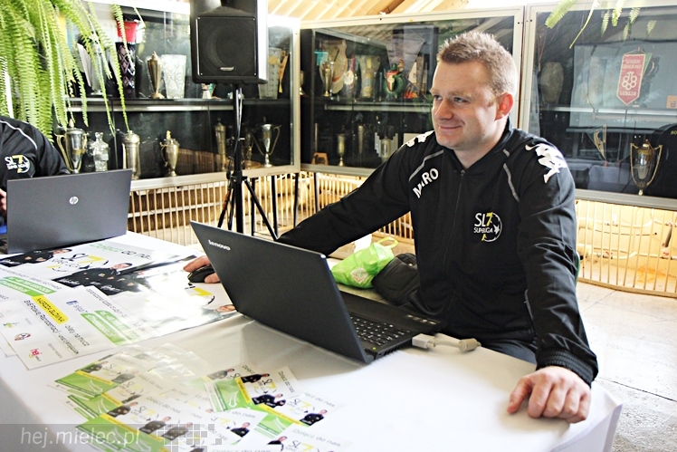 DERBY MIELCA 2015 - 4. Halowy Turniej Piłkarski - cz. I