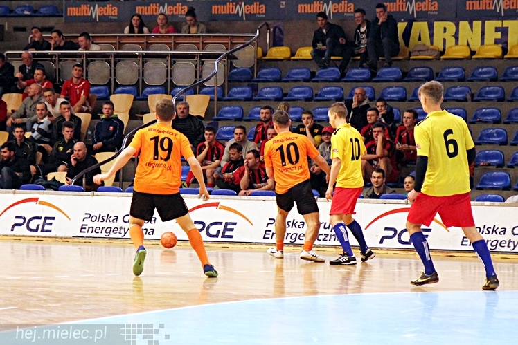 DERBY MIELCA 2015 - 4. Halowy Turniej Piłkarski - cz. I