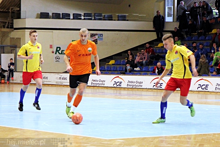DERBY MIELCA 2015 - 4. Halowy Turniej Piłkarski - cz. I