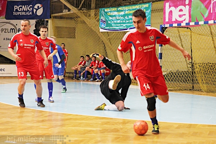 DERBY MIELCA 2015 - 4. Halowy Turniej Piłkarski - cz. I