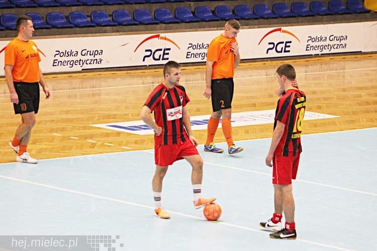 DERBY MIELCA 2015 - 4. Halowy Turniej Piłkarski - cz. I
