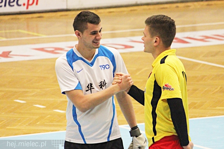 DERBY MIELCA 2015 - 4. Halowy Turniej Piłkarski - cz. I