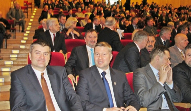 Liczna reprezentacja Mielca na wojewódzkim opłatku PiS