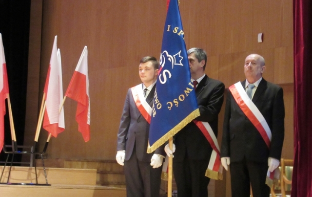 Liczna reprezentacja Mielca na wojewódzkim opłatku PiS