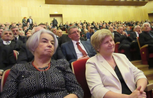 Liczna reprezentacja Mielca na wojewódzkim opłatku PiS