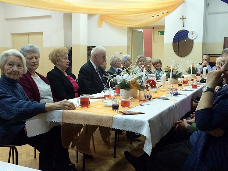 Uroczyste spotkanie opłatkowe w Klubie Seniora ?Wrzos?