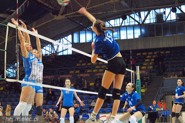 Łatwe zwycięstwo siatkarek z Sokołem Zator
