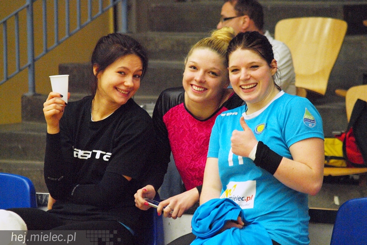 Juniorskie starcie siatkarek z Mielca i Rzeszowa