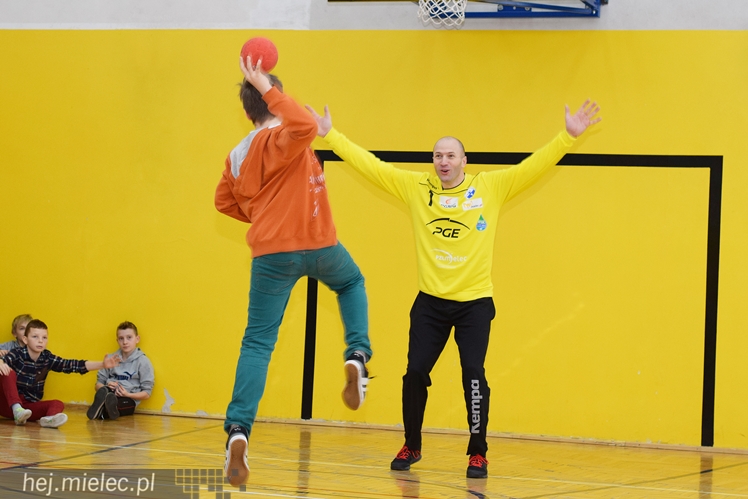 Zawodnicy PGE Stali Mielec odwiedzili SP9