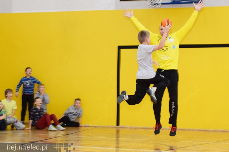 Zawodnicy PGE Stali Mielec odwiedzili SP9