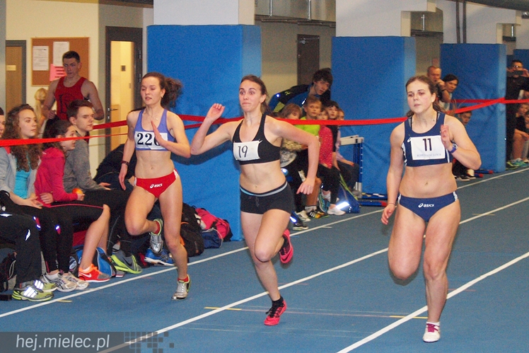 Juniorzy z regionu rywalizowali w mieleckiej hali LA