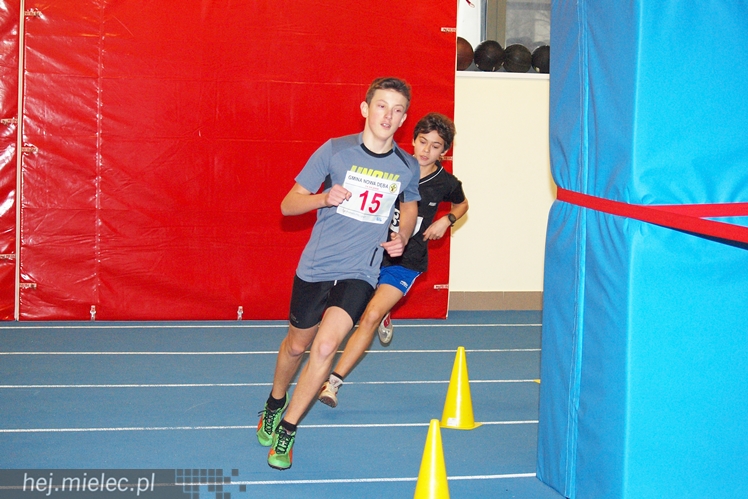 Juniorzy z regionu rywalizowali w mieleckiej hali LA