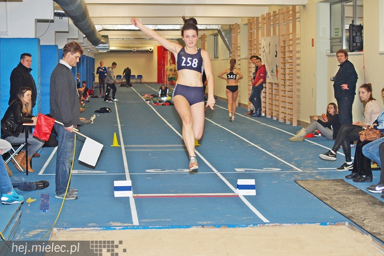 Juniorzy z regionu rywalizowali w mieleckiej hali LA
