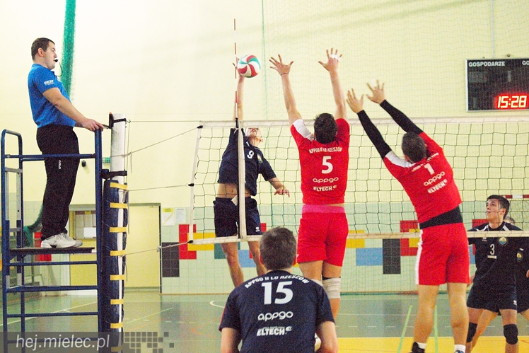 Zdjęcia z meczu, którego mogło nie być