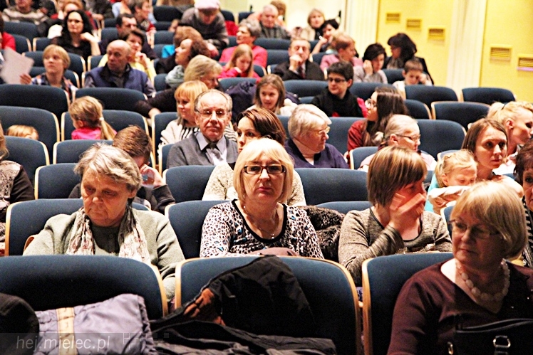 Koncert ?Taneczna Gromadka dla babci i dziadka?