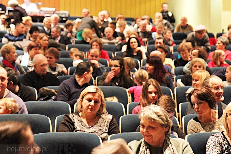 Koncert ?Taneczna Gromadka dla babci i dziadka?