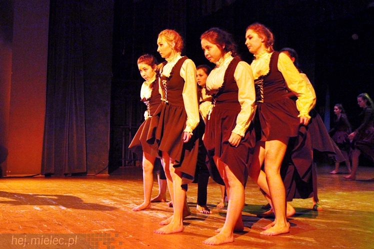 Koncert ?Taneczna Gromadka dla babci i dziadka?