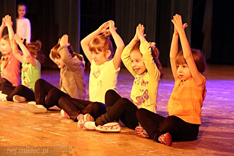 Koncert ?Taneczna Gromadka dla babci i dziadka?